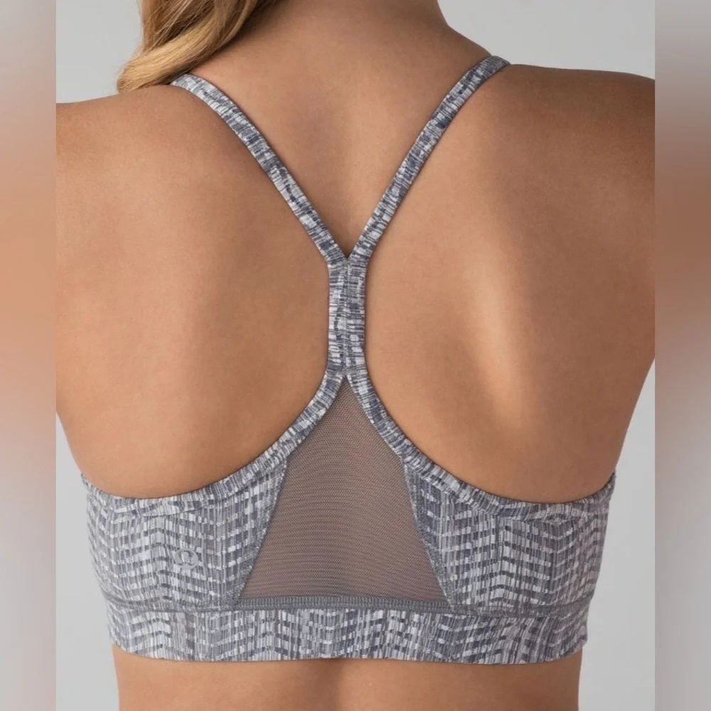 Lululemon Flow Y Bra IV *Luon in Arrow Jacquard Battleship Silver - Size 12